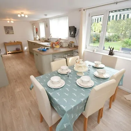 Little Hare Lodge - Spacious 2 Bedroom Attached Bungalow Woodhall Spa Exterior photo