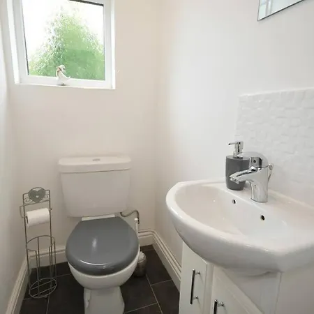 Little Hare Lodge - Spacious 2 Bedroom Attached Bungalow Woodhall Spa Exterior photo