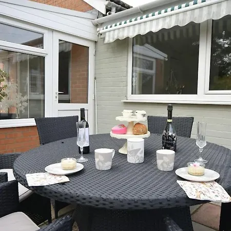 Little Hare Lodge - Spacious 2 Bedroom Attached Bungalow Woodhall Spa Exterior photo