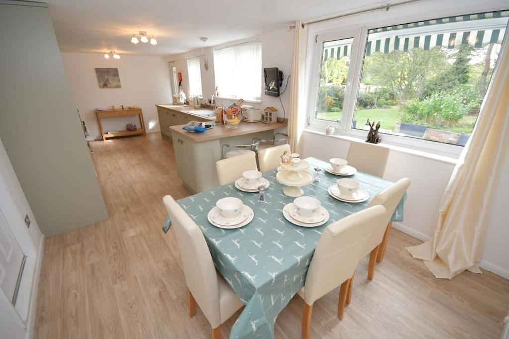Little Hare - Spacious 2 Bedroom Attached Holiday home Woodhall Spa