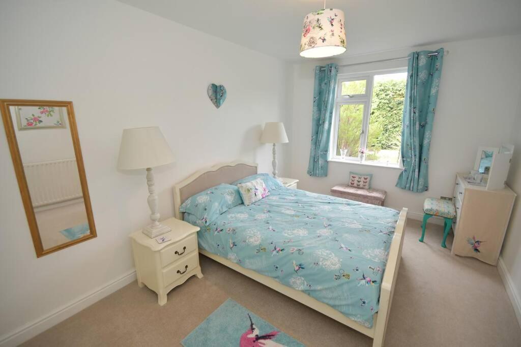 Little Hare - Spacious 2 Bedroom Attached Woodhall Spa